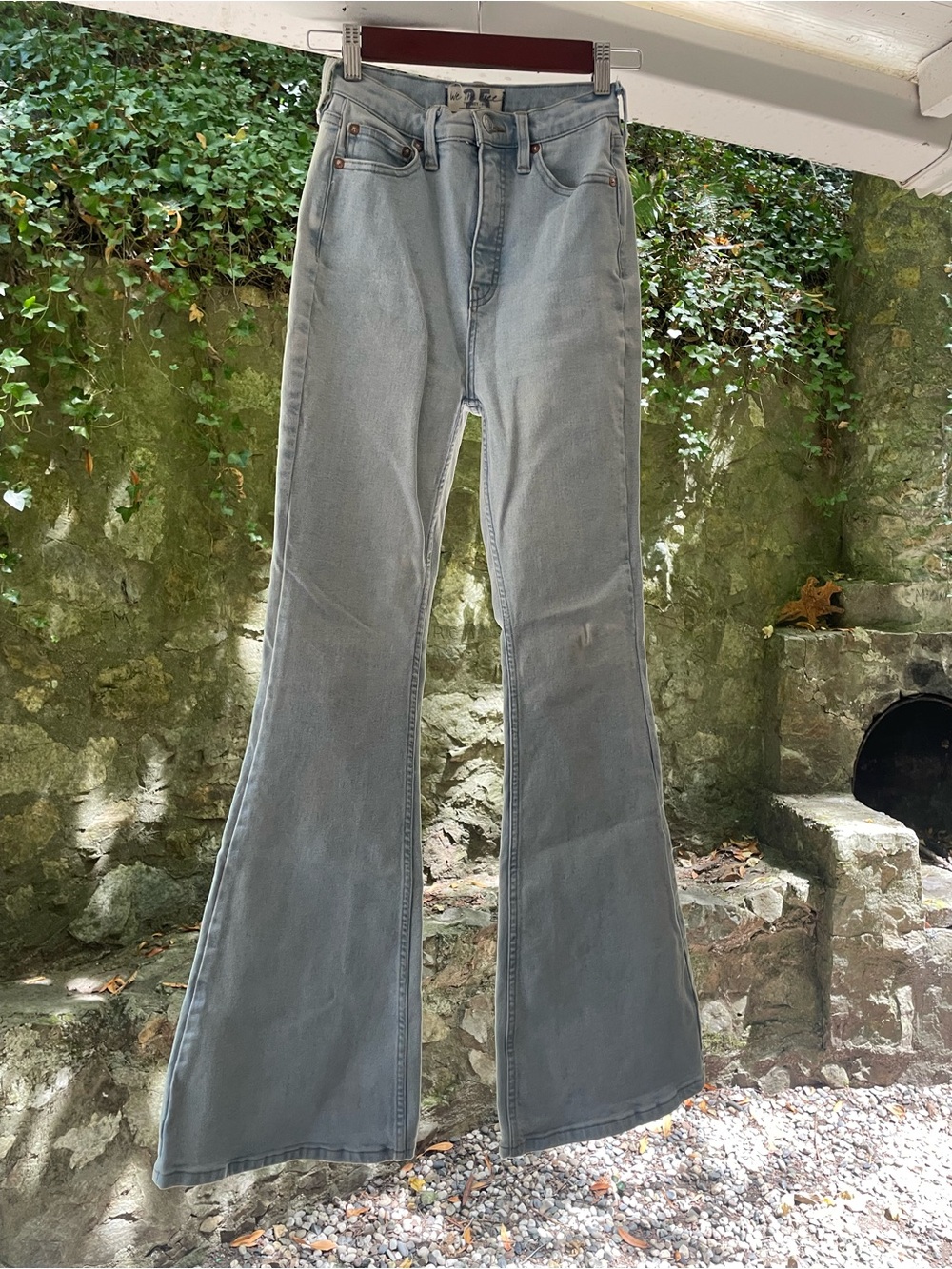 We the Free Robyn High-Rise CRVY Flare Jeans Size 25